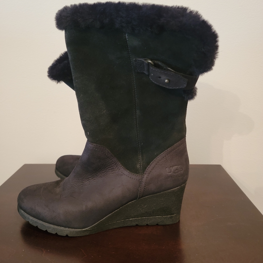 Ugg Devorah Boot - image 3